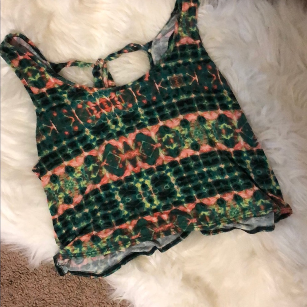 Abstract crop top